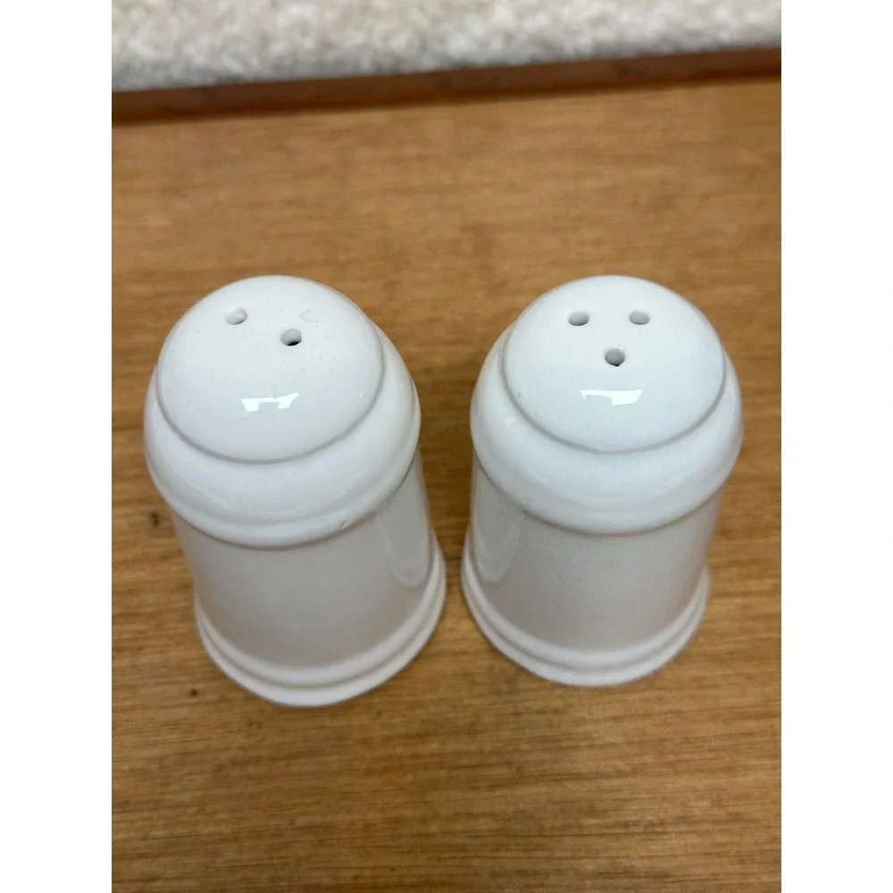 N/A salt pepper